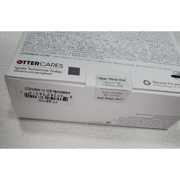 Otterbox Defender Pro series iPhone 14 pro - Picture 3 of 9